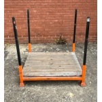 Second Hand Post Pallet With Black Posts