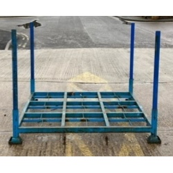 Second Hand Used Large Post Pallet Blue