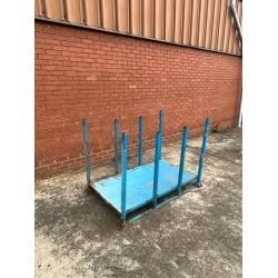 Second Hand Used Blue Post Pallet