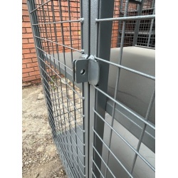 Second Hand Used 2 Shelf Full Security Roll Cage Front Lock