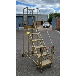 Second Hand Used 6 Step Mobile Platform