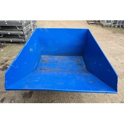 Used inside of Tipping skip on telehandler